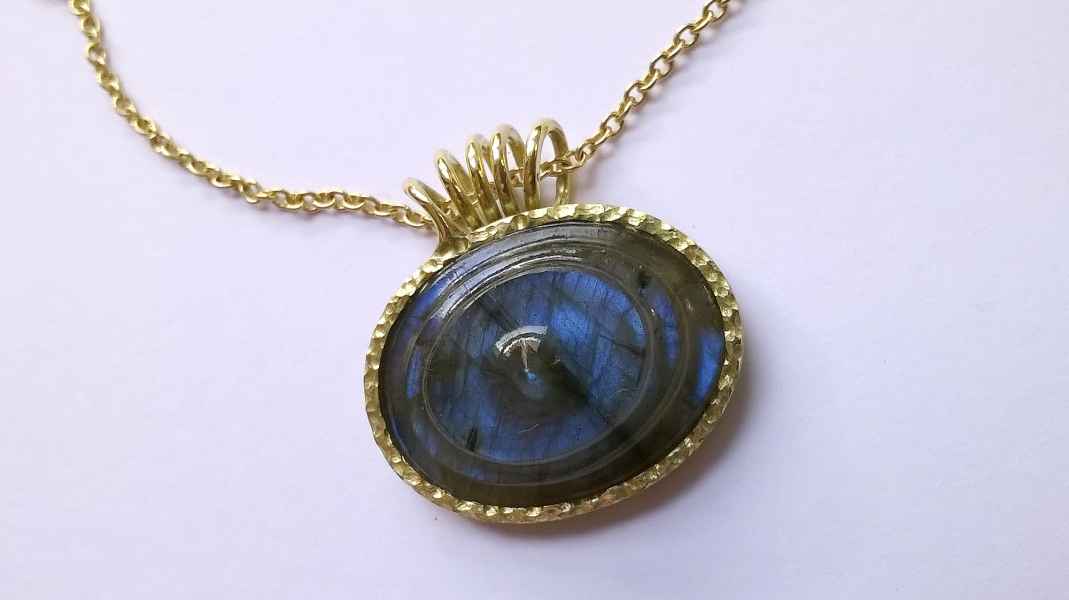 Labradorit, 585 Gold